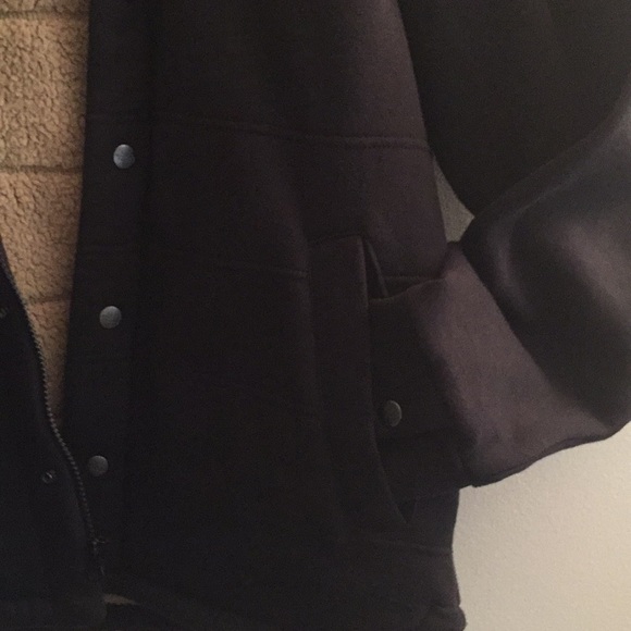 North Face Faux Fur Lined Jacket - Picture 4 of 5